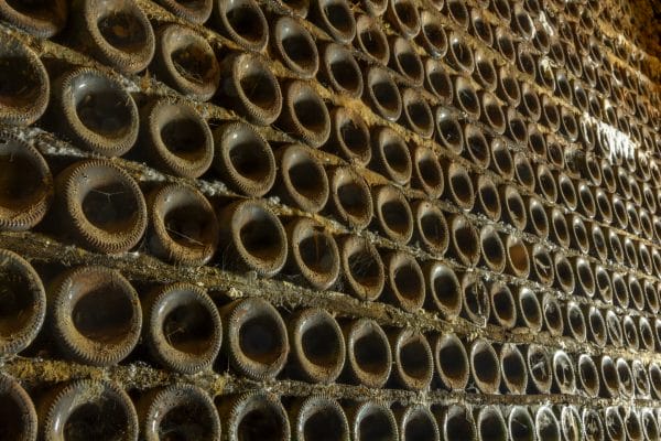 A conversation about old vintages